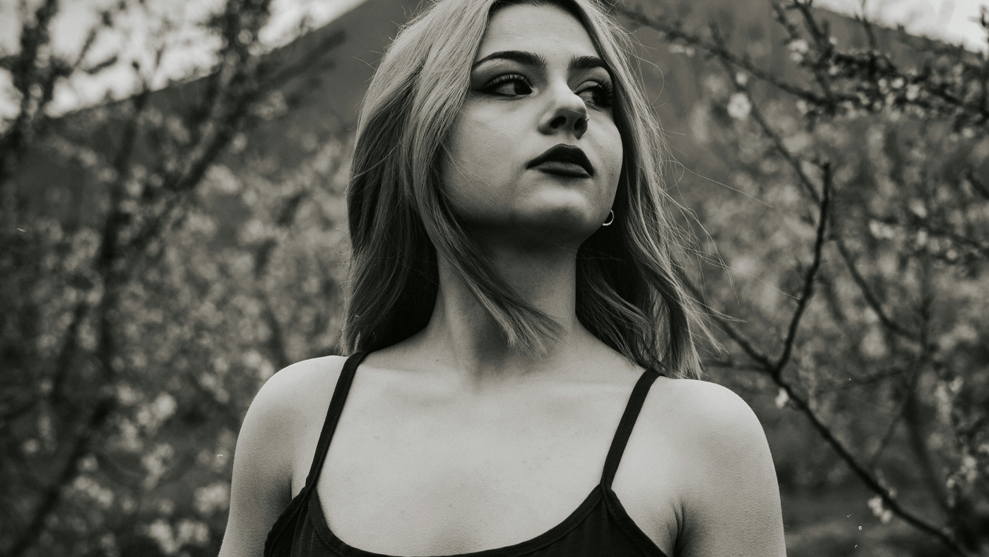 Castlecore a gyakorlatban – hogyan vigyük be a középkori romantikát a mindennapi ruhatárba - Castle Gothic