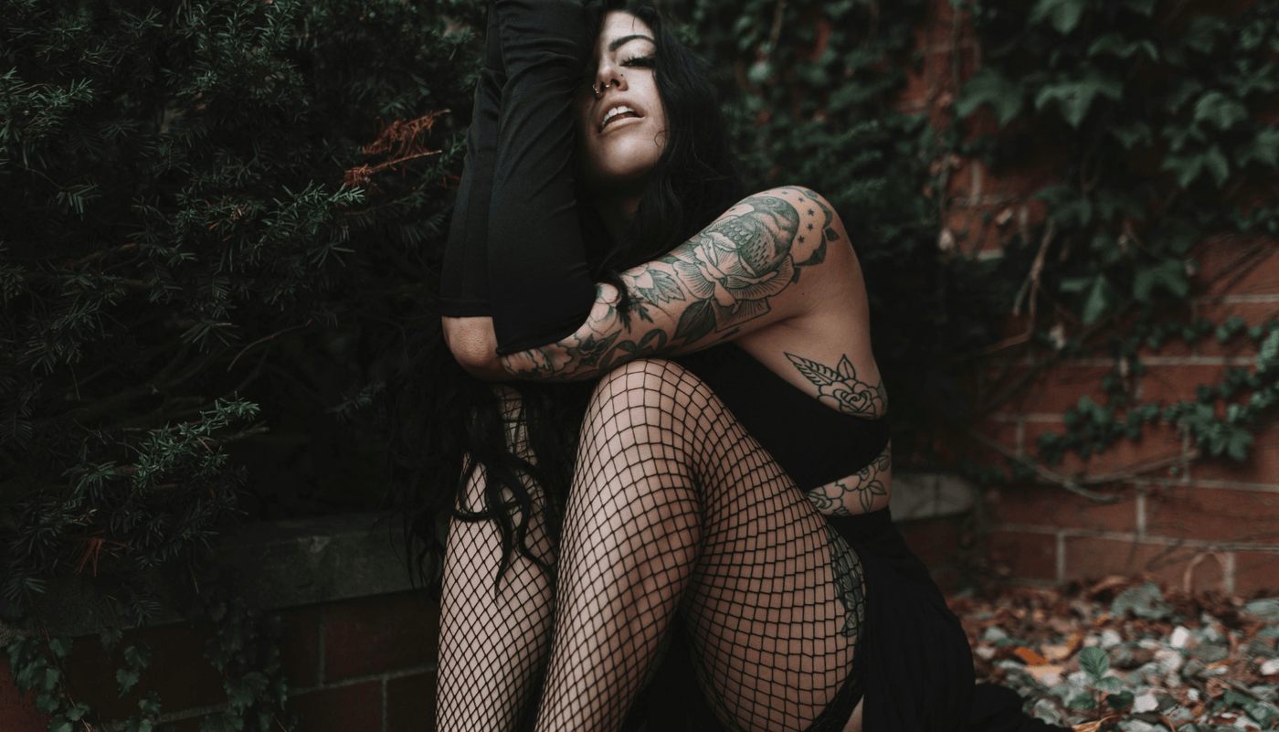 Hogyan viseljük a gótikus nadrágot a mindennapi öltözködésben? - Castle Gothic